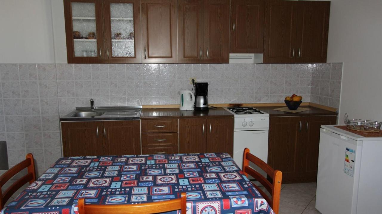 מאלינסקה Apartments Ravlic מראה חיצוני תמונה
