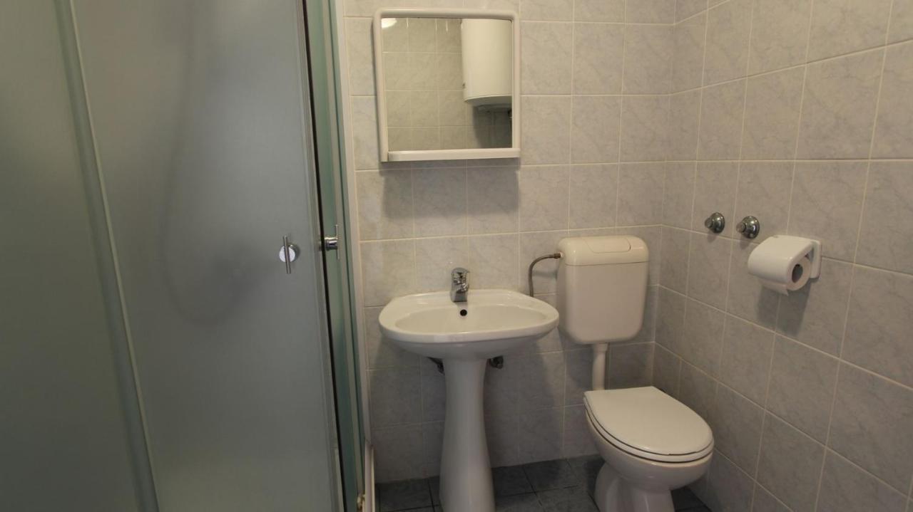מאלינסקה Apartments Ravlic מראה חיצוני תמונה