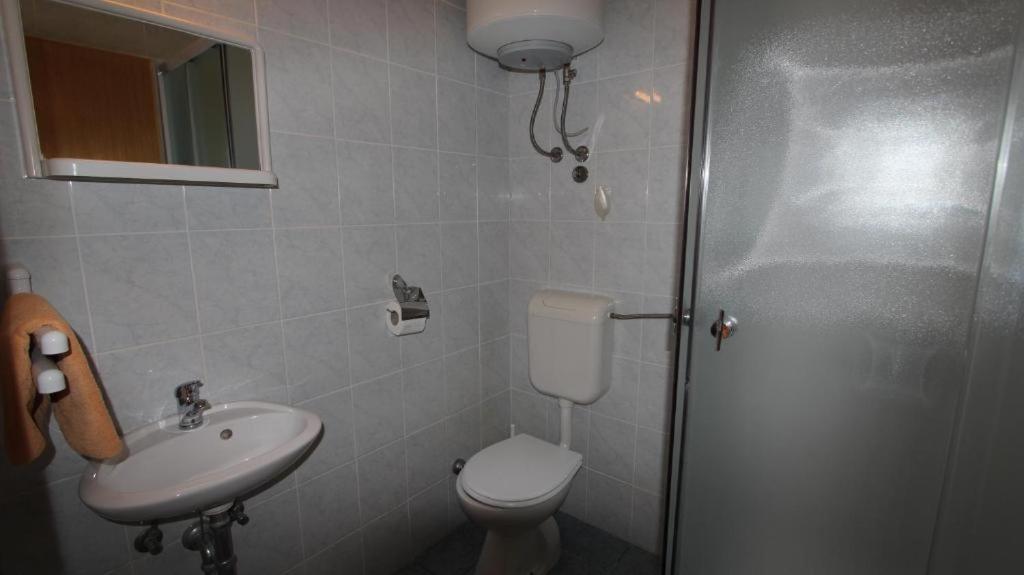 מאלינסקה Apartments Ravlic מראה חיצוני תמונה