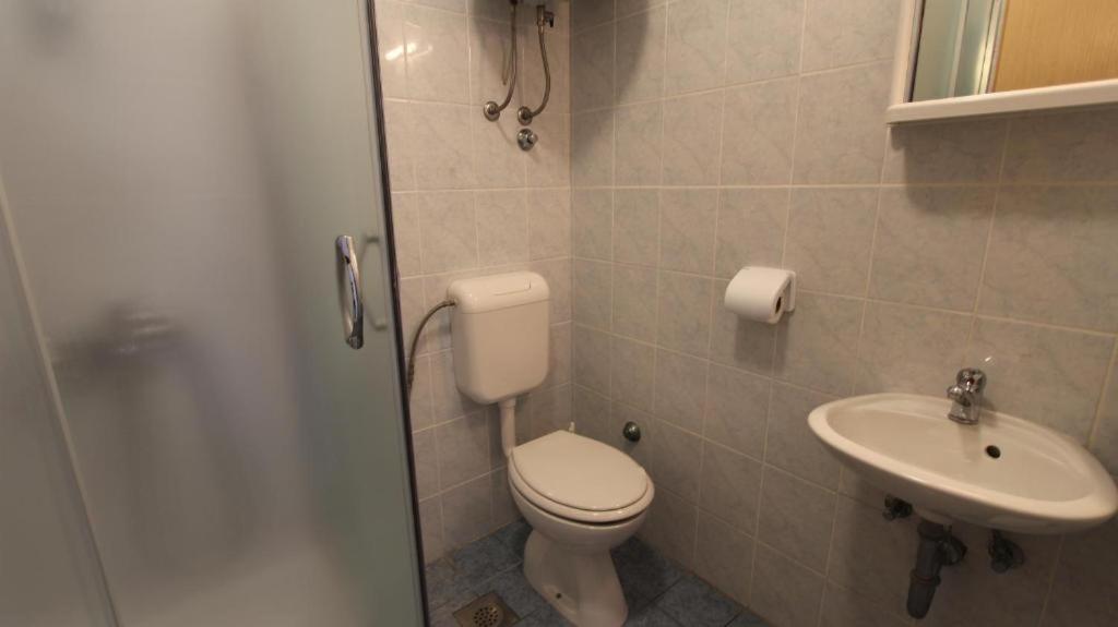 מאלינסקה Apartments Ravlic מראה חיצוני תמונה