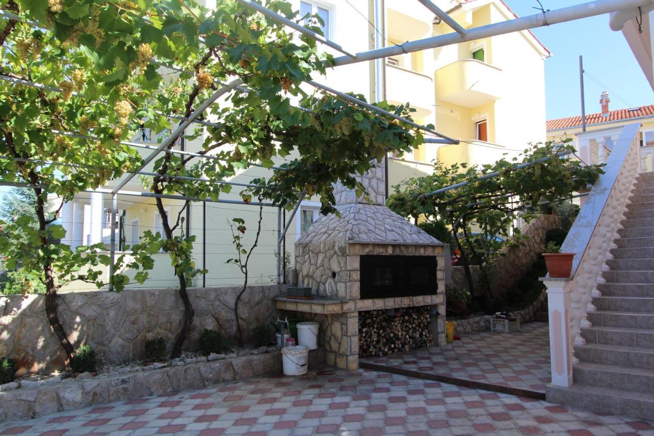 מאלינסקה Apartments Ravlic מראה חיצוני תמונה